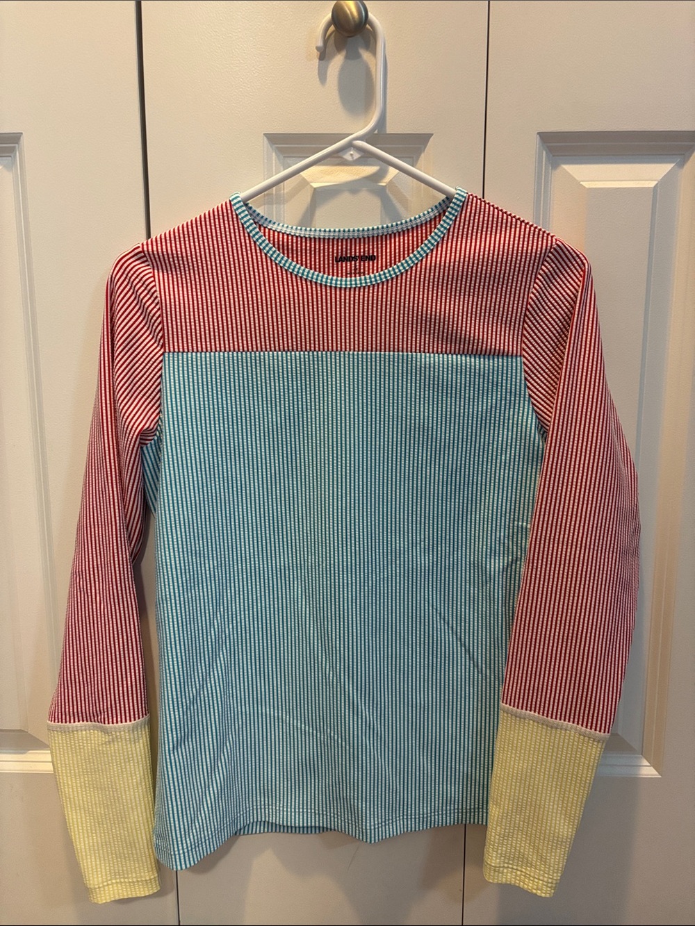 Women’s Lands End SPF swim top size S